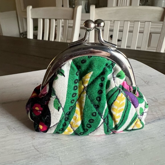 Vera Bradley MINI Kisslock Coin Purse - Picture 6 of 10